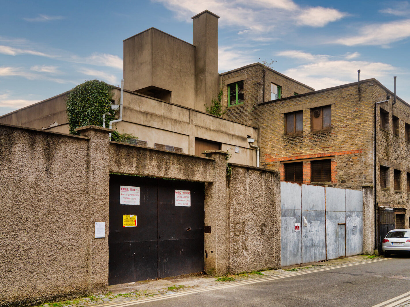 EXTENSIVE ONGOING REDEVELOPMENT IN A HISTORIC AREA OF DUBLIN 1 [BOLTON STREET - HENRIETTA PLACE - YARNHALL STREET]-248729-1