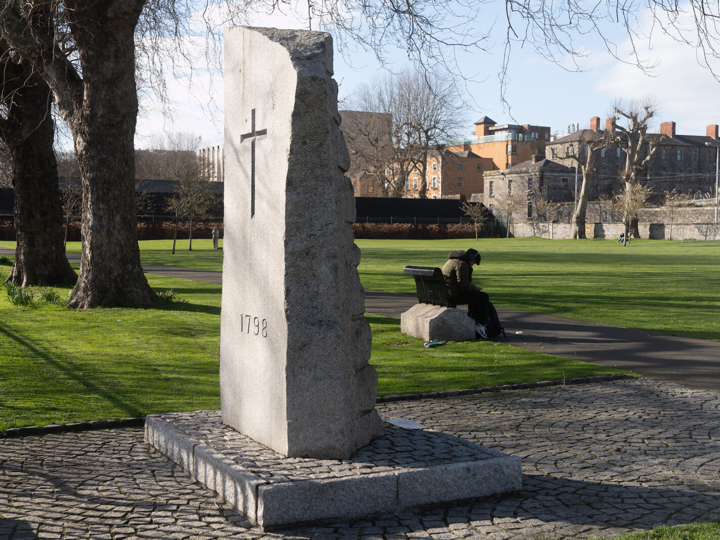 THE CROPPIES ACRE MEMORIAL PARK [AT THE MUSEUM LUAS TRAM STOP ON BENBURB STREET]-248764-1
