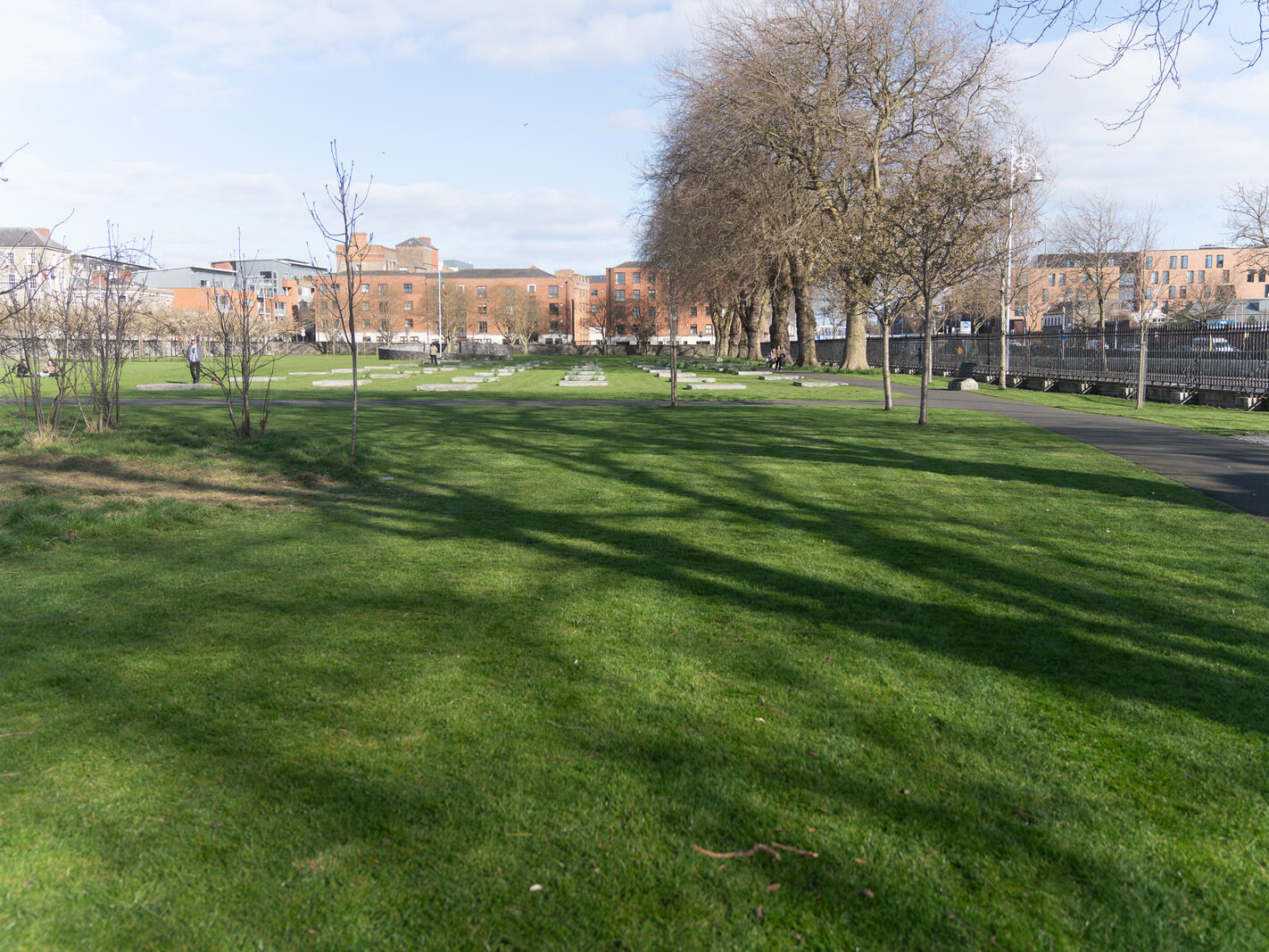 THE CROPPIES ACRE MEMORIAL PARK [AT THE MUSEUM LUAS TRAM STOP ON BENBURB STREET]-248768-1