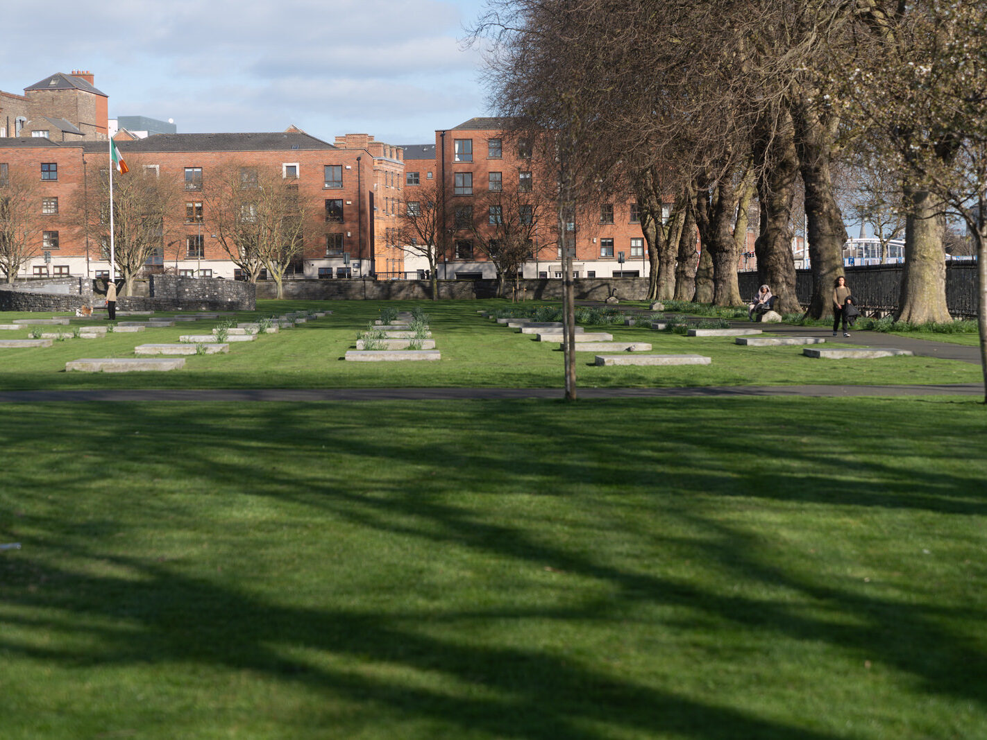 THE CROPPIES ACRE MEMORIAL PARK [AT THE MUSEUM LUAS TRAM STOP ON BENBURB STREET]-248770-1