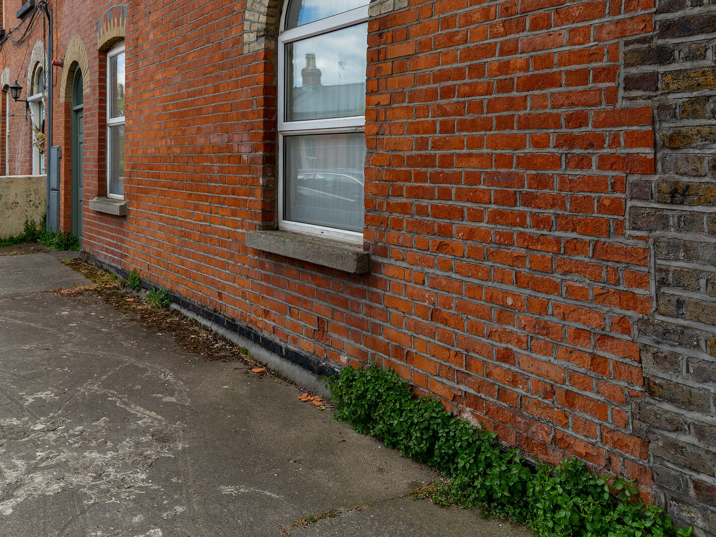 A WEDGE SHAPED HOUSE [27, 27A, 27B GREENVILLE TERRACE]-249714-1