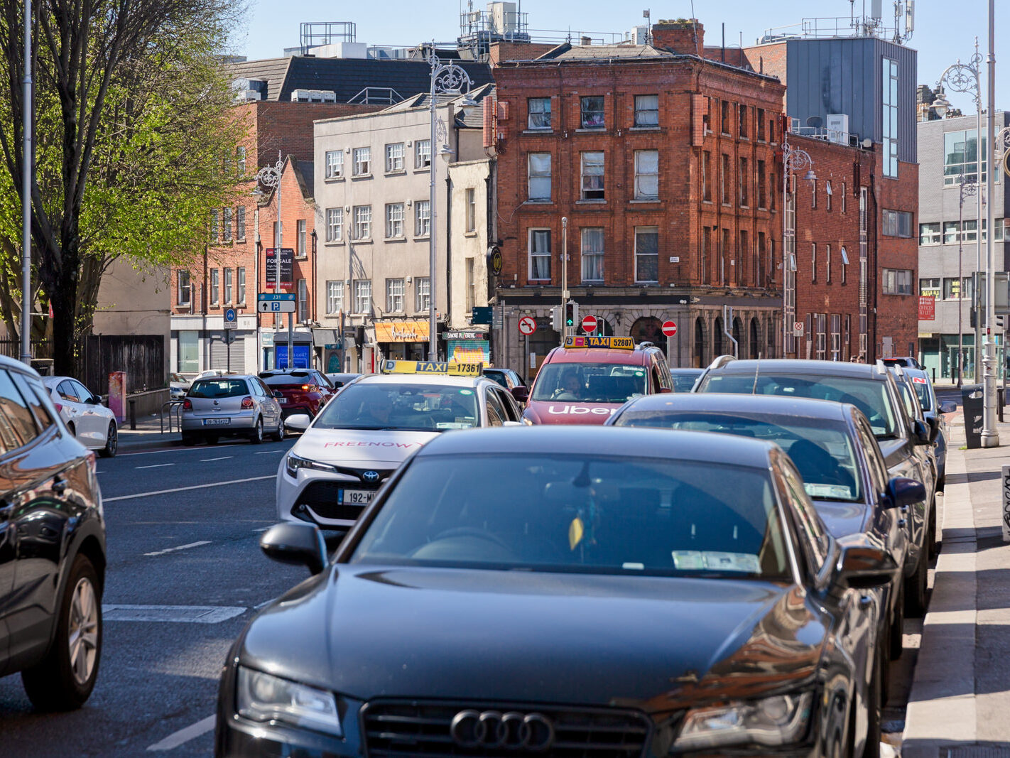 I PHOTOGRAPHED BOLTON STREET USING A CANON 5D MKIII [I HAD A CANNOT COMMUNICATE WITH BATTERY ERROR]-249217-1