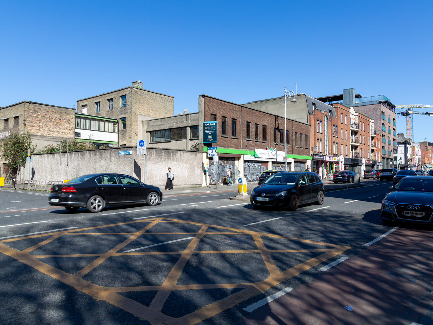 I PHOTOGRAPHED BOLTON STREET USING A CANON 5D MKIII [I HAD A CANNOT COMMUNICATE WITH BATTERY ERROR]-249227-1