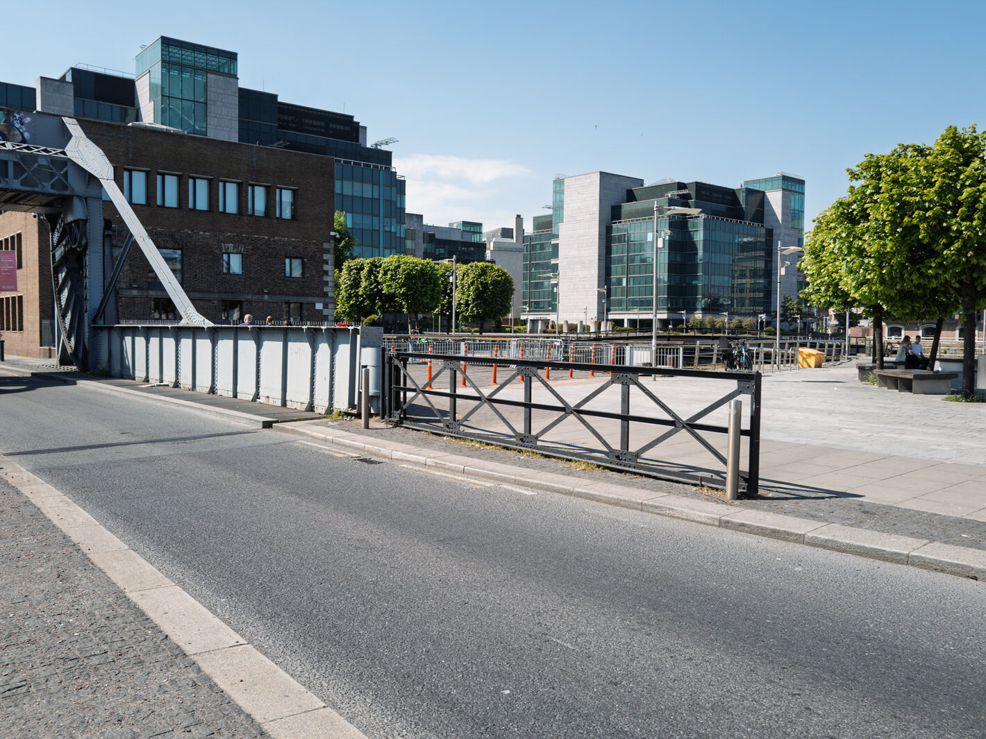 GEORGE'S DOCK AND NEARBY [PHOTOGRAPHED 10 MAY 2025]-251033-1