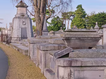 GRESHAM FAMILY VAULT There is a Gresham family vault in Mount Jerome Cemetery, Dublin, and it's quite a unique one! It was fitted with a bell...
