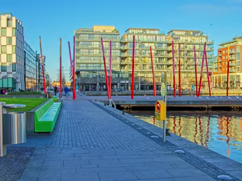 GRAND CANAL SQUARE