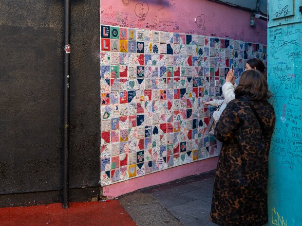 ALL FORMS OF STREET ART The commercialization of street art is a complex issue with both positive and negative aspects. It has brought...