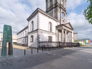 John Condon Memorial Waterford In May 2016, a visit to Waterford inspired me to photograph the John Condon memorial, a poignant sculpture located...