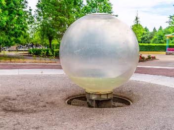 EXAMPLES OF PUBLIC ART