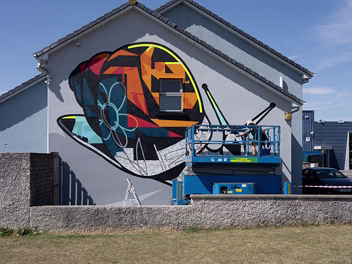 SNAIL MURAL BY DAN LEO