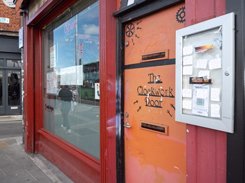 THE TEMPLE BAR AREA Explore the real history of Dublin’s Temple Bar—from its 1960s wholesale merchant cellars and CIE’s aborted bus terminal...