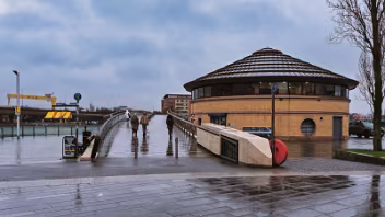 CITY QUAY