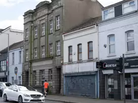 DERELICT ULSTER BANK BUILDING [NEWTOWNARDS ROAD BELFAST]-251832-1