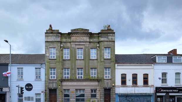 DERELICT ULSTER BANK BUILDING The former Ulster Bank building is located at 431-441 Newtownards Road, Belfast, BT4 1PG. It's a three-storey building...