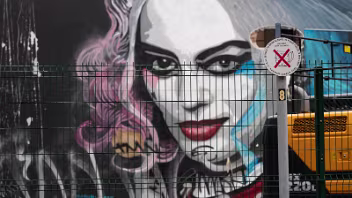 RANDOM STREET ART 25 MARCH 2019 Discover the vibrant Belfast street art scene as it stood in March 2019. Moving beyond political murals, explore the...