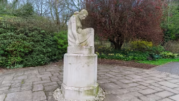 THE GLEANER BY JOHN KNOX Discover the history of 'The Gleaner' by John Knox, a landmark sculpture located in Belfast's Stormont Estate....