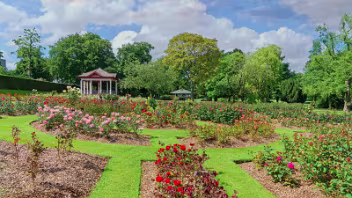 VICTORIAN BANDSTAND
