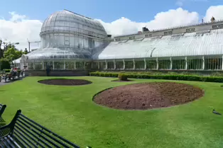 THE MAIN GLASSHOUSE AT BELFAST BOTANIC GARDENS [PHOTOGRAPHED MAY 2017]-235408-1 THE MAIN GLASSHOUSE