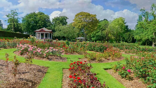 VICTORIAN BANDSTAND The bandstand, like its twin in Woodvale Park, is a testament to the popularity of outdoor music and entertainment in...