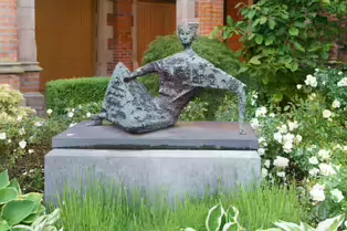 RECLINING FIGURE BY FREDERICK EDWARD McWILLIAM [QUEENS UNIVERSITY BELFAST MAY 2017]-235522-1 RECLINING FIGURE BY FREDERICK EDWARD McWILLIAM