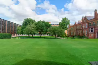 QUEEN'S UNIVERSITY [HAS A MAJOR IMPACT ON THIS PART OF BELFAST CITY]-235537-1 QUEEN'S UNIVERSITY MAY 2017