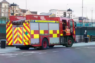 FIRE ENGINE ERZ 9062 VOLVO FM-330 SRT SRP [ROMEO TANGO 190]-235557-1 ROMEO TANGO 190