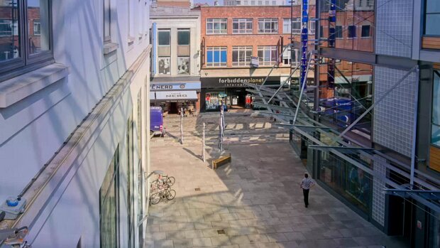 VICTORIA SQUARE SHOPPING CENTRE