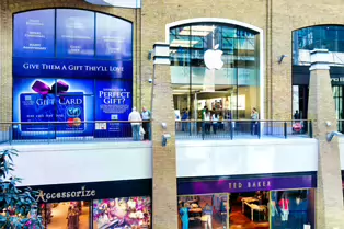 VICTORIA SQUARE SHOPPING CENTRE [AS IT WAS IN MAY 2011]-233258-1 VICTORIA SQUARE SHOPPING CENTRE