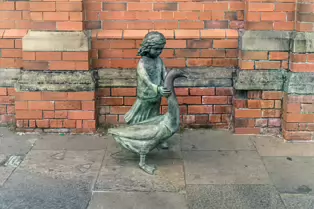 PUBLIC ART IN BELFAST-2-1