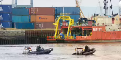 THE QUEEN WAS IN TOWN [WHILE I WAS PHOTOGRAPHING BELFAST CITY IN JUNE 2014]-233123-1