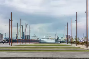 TITANIC BELFAST [PHOTOGRAPHED 24 JUNE 2014]-233092-1
