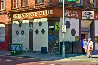KELLY'S EYE CLUB [AT THE CORNER OF COLLEGE STREET AND QUEEN STREET IN BELFAST]-233448-1