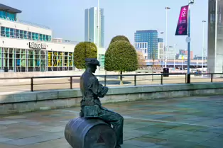 THE ULSTER BREWER OR THE BARREL MAN [WATERFRONT AREA IN BELFAST CITY]-233457-1
