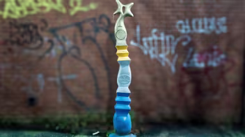 SO THIS IS A MILLENNIUM MILEPOST This sculpture is one of 1,000 Millennium Mileposts commissioned by the charity Sustrans to mark the creation of the...