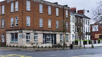 UNIVERSITY ROAD University Road in Belfast serves as the intellectual and cultural spine of the city’s southern district. It is a place...