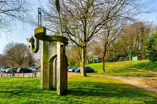 SWEETWATER ARCH ON THE STRANMILLIS EMBANKMENT [BELFAST NORTHERN IRELAND]-232886-1