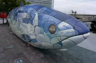 BIGFISH OR THE SALMON OF KNOWLEDGE [AT THE LAGAN WEIR IN BELFAST]-167908-1