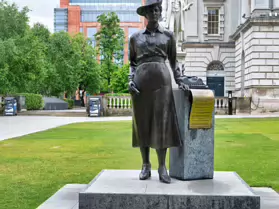 WINIFRED CARNEY MEMORIAL [BELFAST CITY HALL MAY 2025]-251951-1