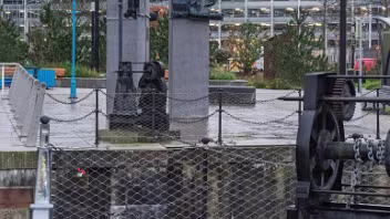ECHOING BELOW SCULPTURE BY HOLGER LONZE Discover "Echoing Below": Holger Lönze’s Newest Sculpture at Belfast’s City Quay Gardens Description: Explore the...