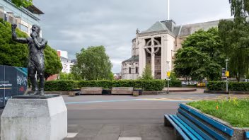 RINTY MONAGHAN Explore the dual legacy of John "Rinty" Monaghan, Belfast’s legendary "Singing Champion." From the vibrant bronze statue...