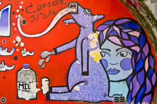 EXAMPLES OF STREET ART [LANYON PLACE UNDER THE EAST BRIDGE MAY 2011]-233231-1 SONY DSC