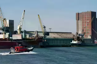 BELFAST HARBOUR PILOT BOAT IN ACTION ON THE RIVER LAGAN [BEN MADIGAN]-150864-squashed