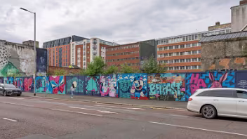 URBAN EXPRESSION AND DEPRESSION