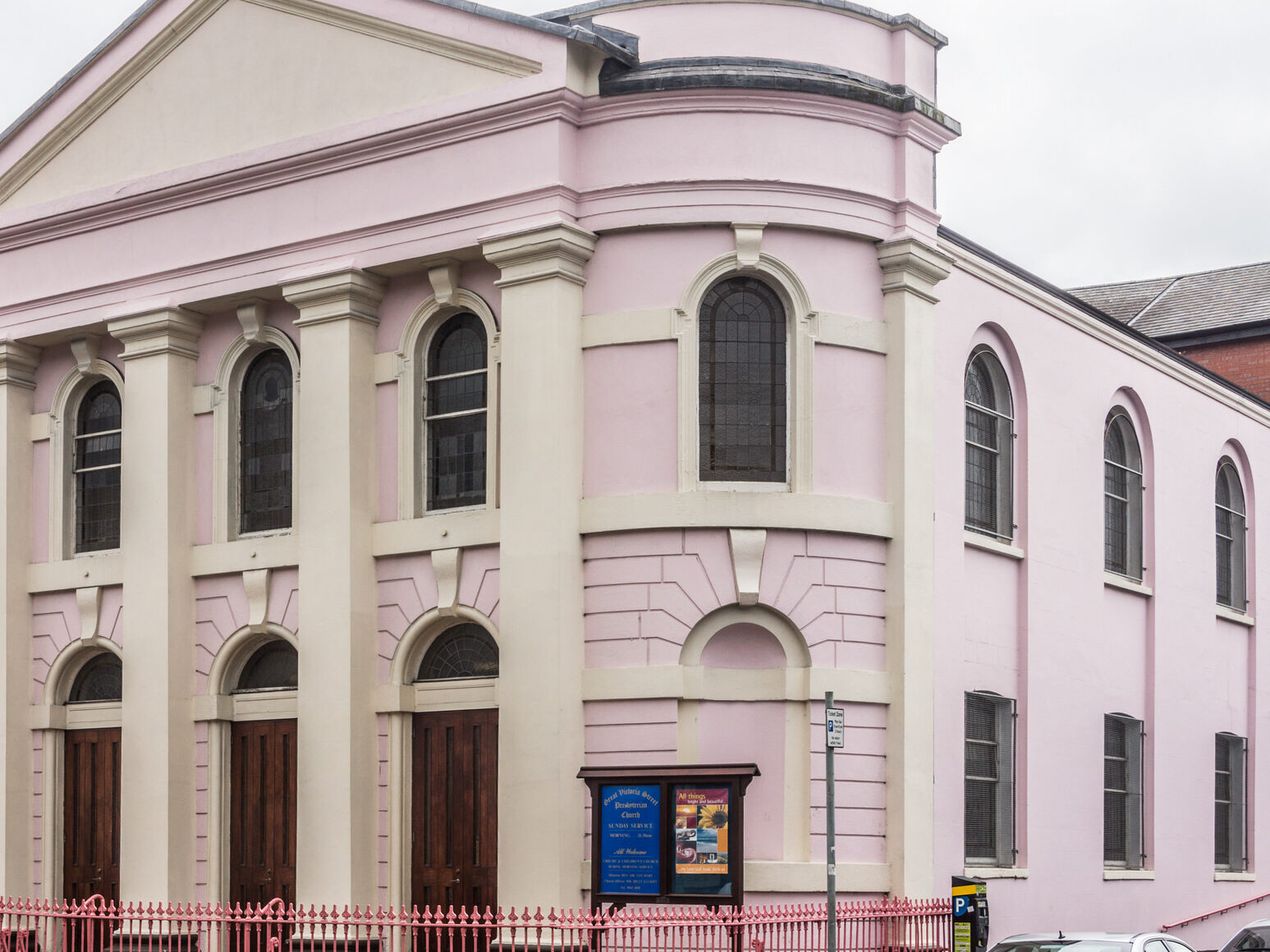 GREAT VICTORIA STREET PRESBYTERIAN CHURCH [PHOTOGRAPHED JUNE 2014]-251601-1