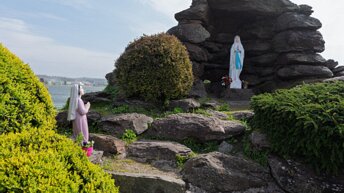 MARIAN GROTTO IN BLACKROCK Explore the history of the Our Lady of Lourdes Grotto in Blackrock, Cork. Built in 1958 to mark the Lourdes Centenary,...