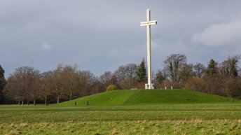 PAPAL CROSS