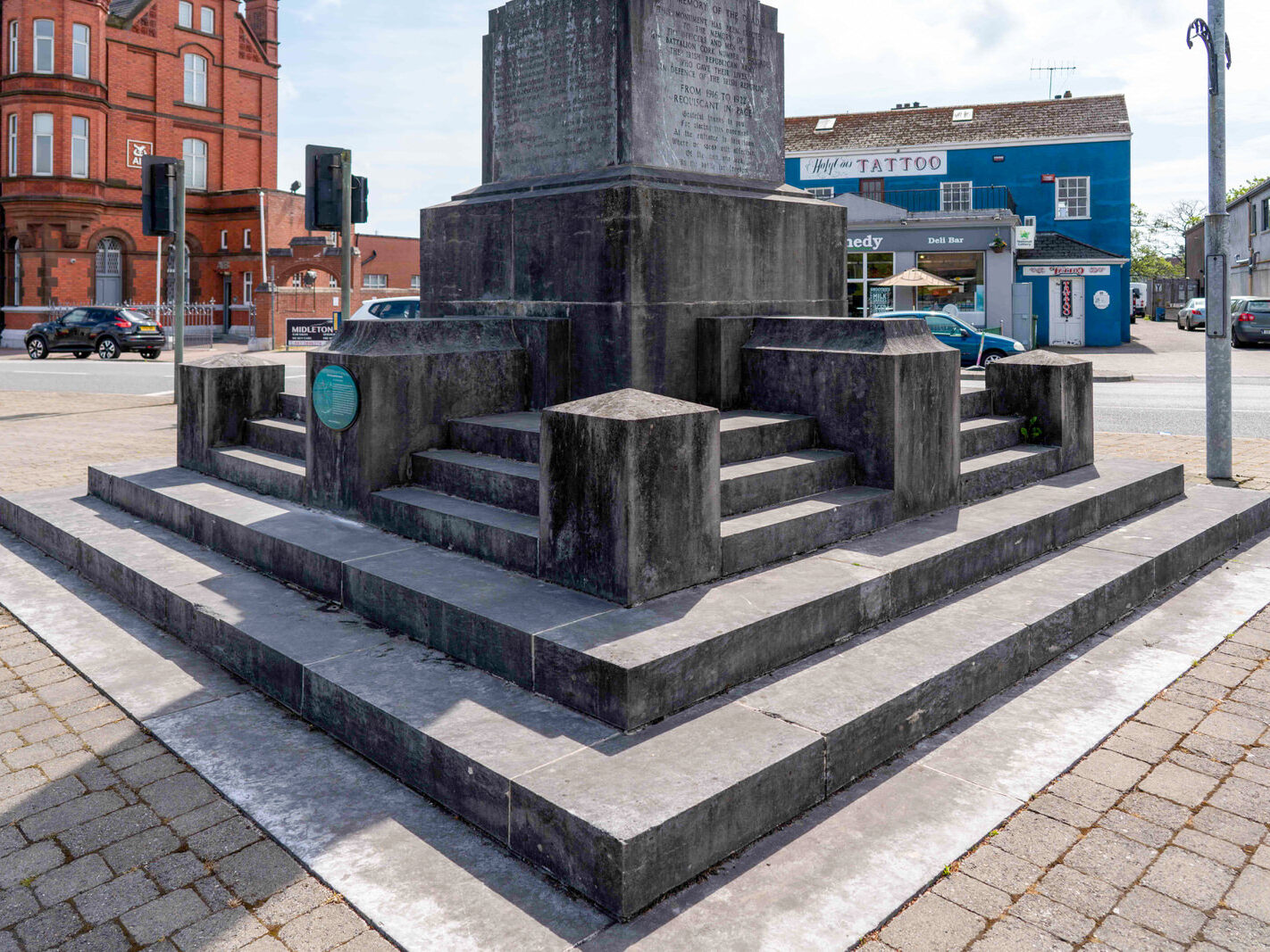 THE CLONMULT MONUMENT BY SEAMUS MURPHY [MIDLETON COUNTY CORK MAY 2019]-247568-1