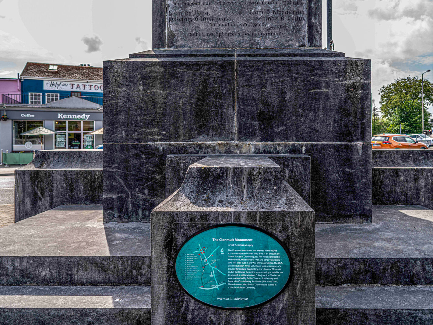 THE CLONMULT MONUMENT BY SEAMUS MURPHY [MIDLETON COUNTY CORK MAY 2019]-247569-1