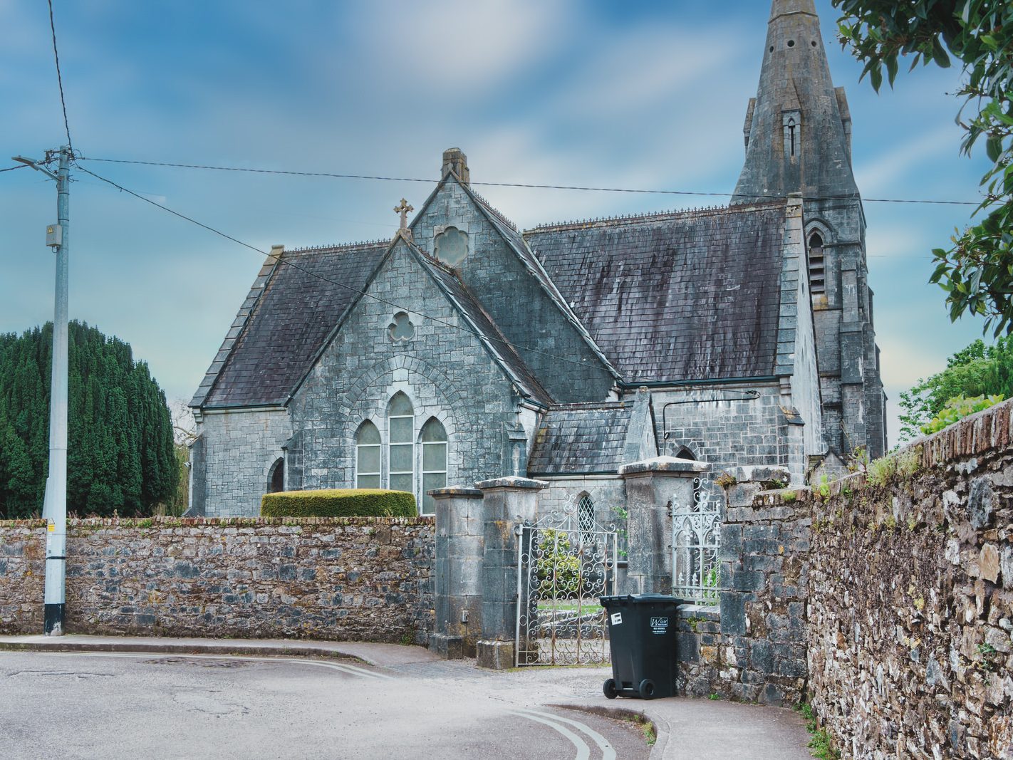 CHURCHYARD LANE IN DOUGLAS CORK 011