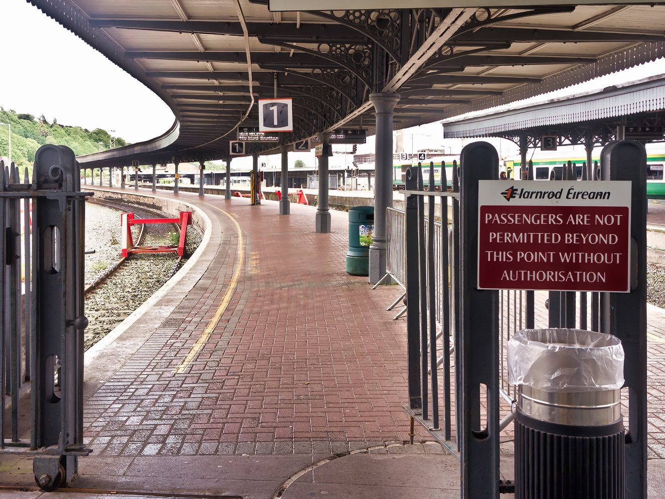 CORK TO COBH SERVICE AT KENT TRAIN STATION [2 YEARS BEFORE THE STATION WAS BADLY DAMAGED BY A FREAK STORM] 014